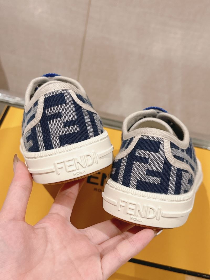 Fendi Low Shoes